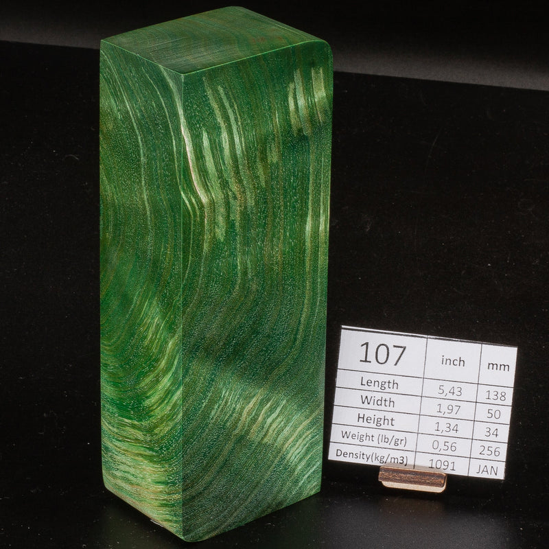 LIGHTER GREEN KARELIAN BIRCH by Oleg (Knife-Wood)